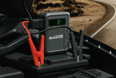 Startovací powerbanka 12V 1500 A s kompresorem – Bateria.cz